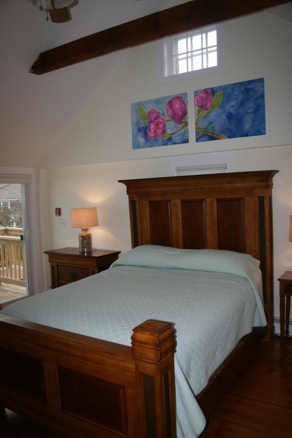 Shea'S Riverside Inn & Motel Essex Экстерьер фото